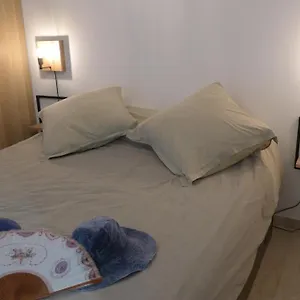 Les Trois Oliviers à Appartement